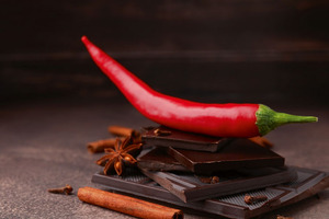 HERZA Schokolade: classic chocolate indulgence and vegan alternatives